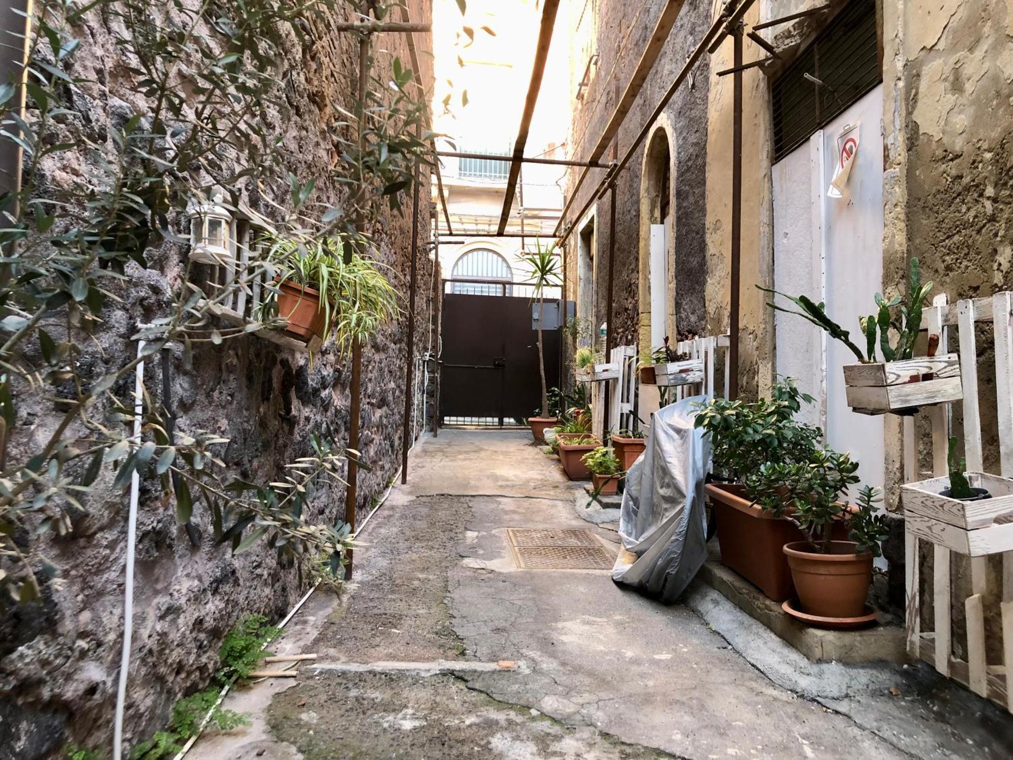 Loft Vicolo Lavico Apartment Catania Luaran gambar
