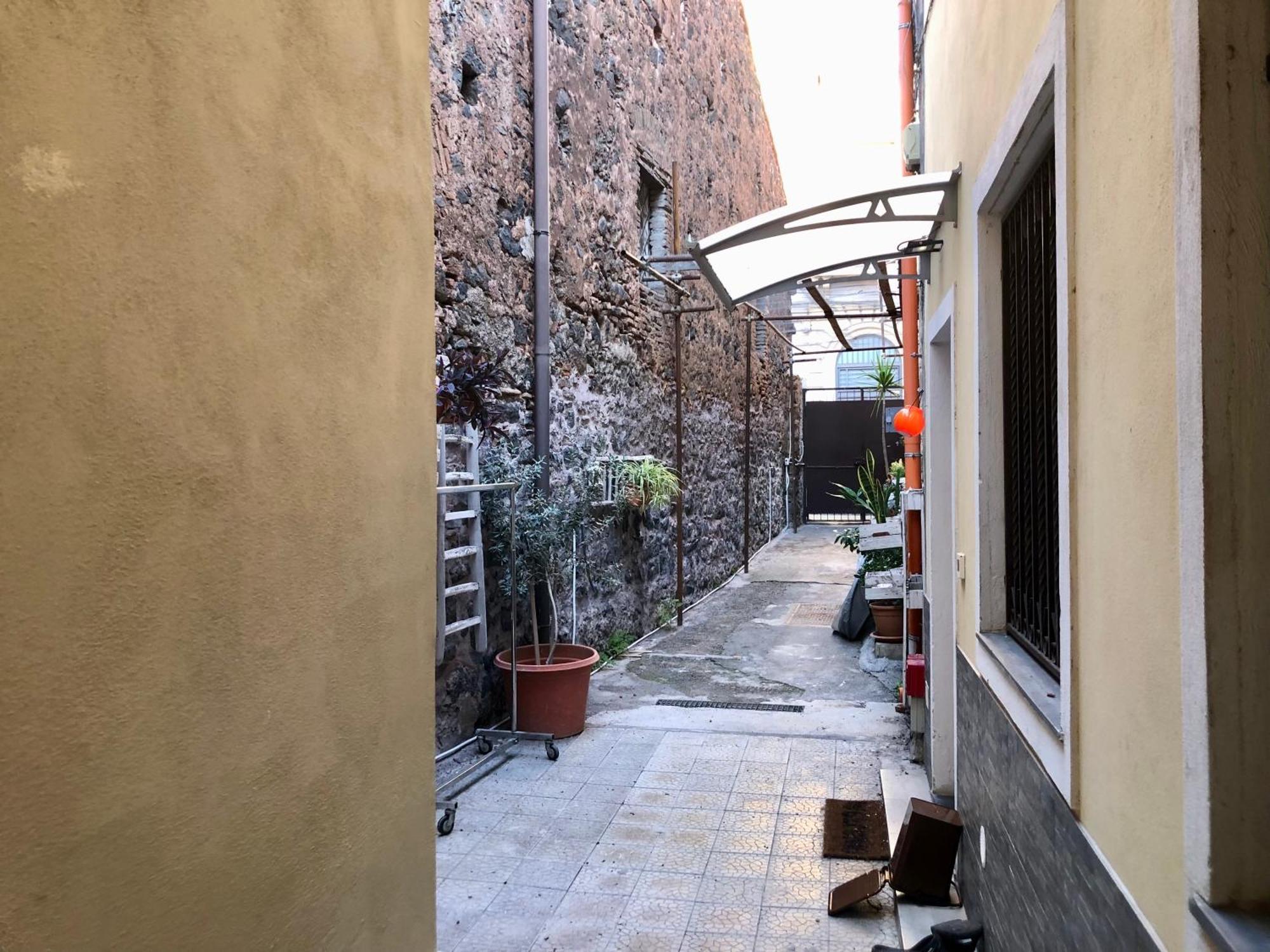Loft Vicolo Lavico Apartment Catania Luaran gambar